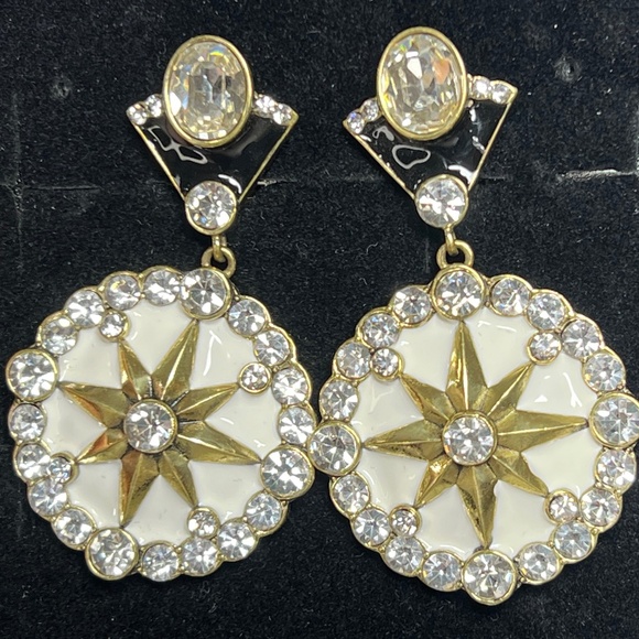 Heidi Daus Newport? White Enamel 3 Pc Jewelry Set Necklace, Earrings, Bracelet - Picture 11 of 15